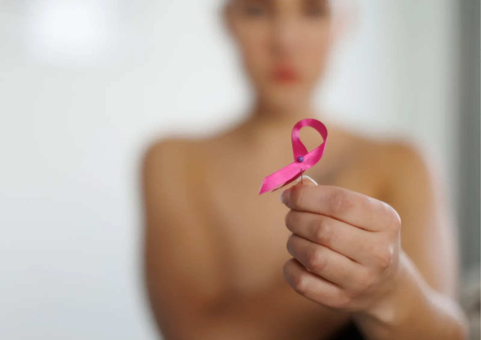 ¿El cáncer de mama puede heredarse? El antecedente familiar es una señal de alerta que puede ayudar a identificar riesgo hereditario y orientar la prevención.